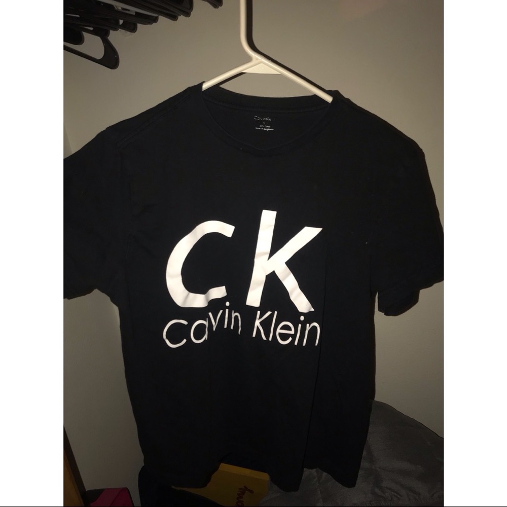 Calvin Klein basic tee